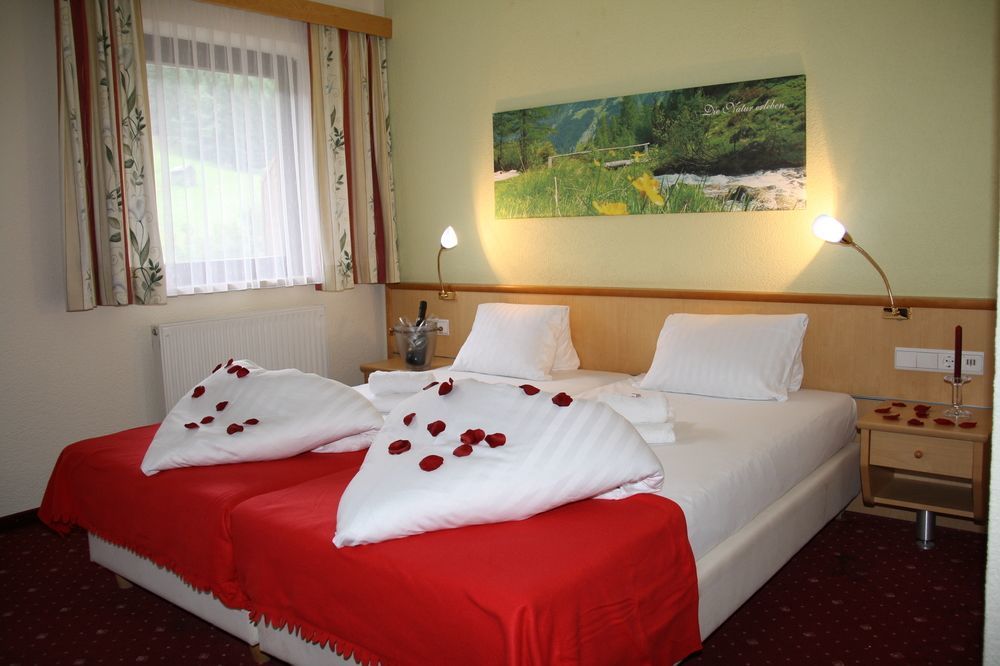 Hotel Wiesenhof ミーダース エクステリア 写真