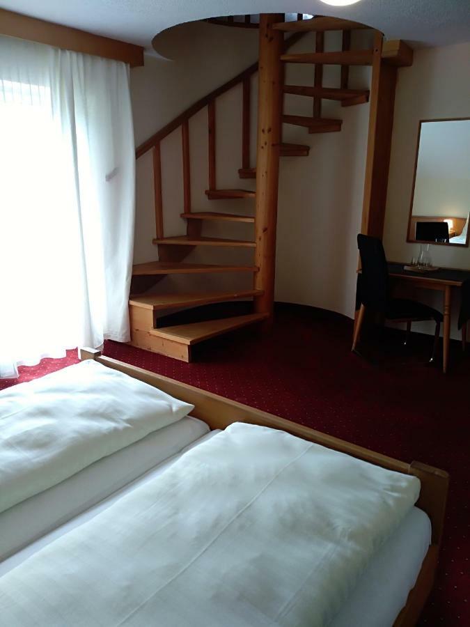 Hotel Wiesenhof ミーダース エクステリア 写真