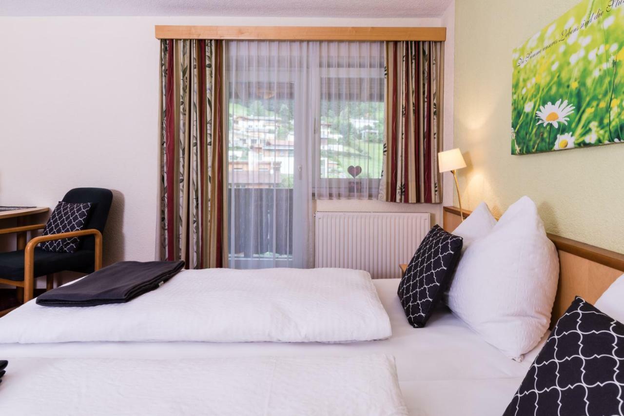 Hotel Wiesenhof ミーダース エクステリア 写真